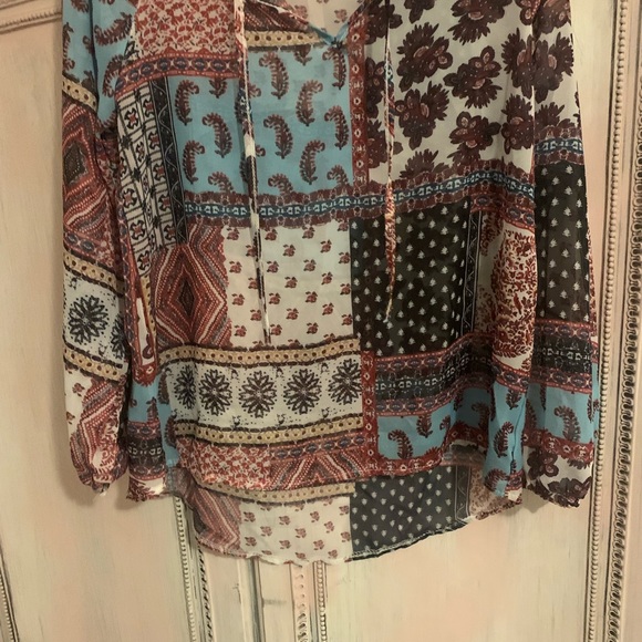 EUC boho style top/blouse small - Picture 5 of 8